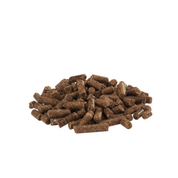 Maintenance and gestation granule "CAPRINA 3-4 pellet"