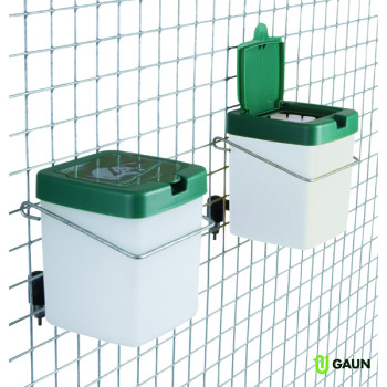 Pipette drinker with 500ml bottle
